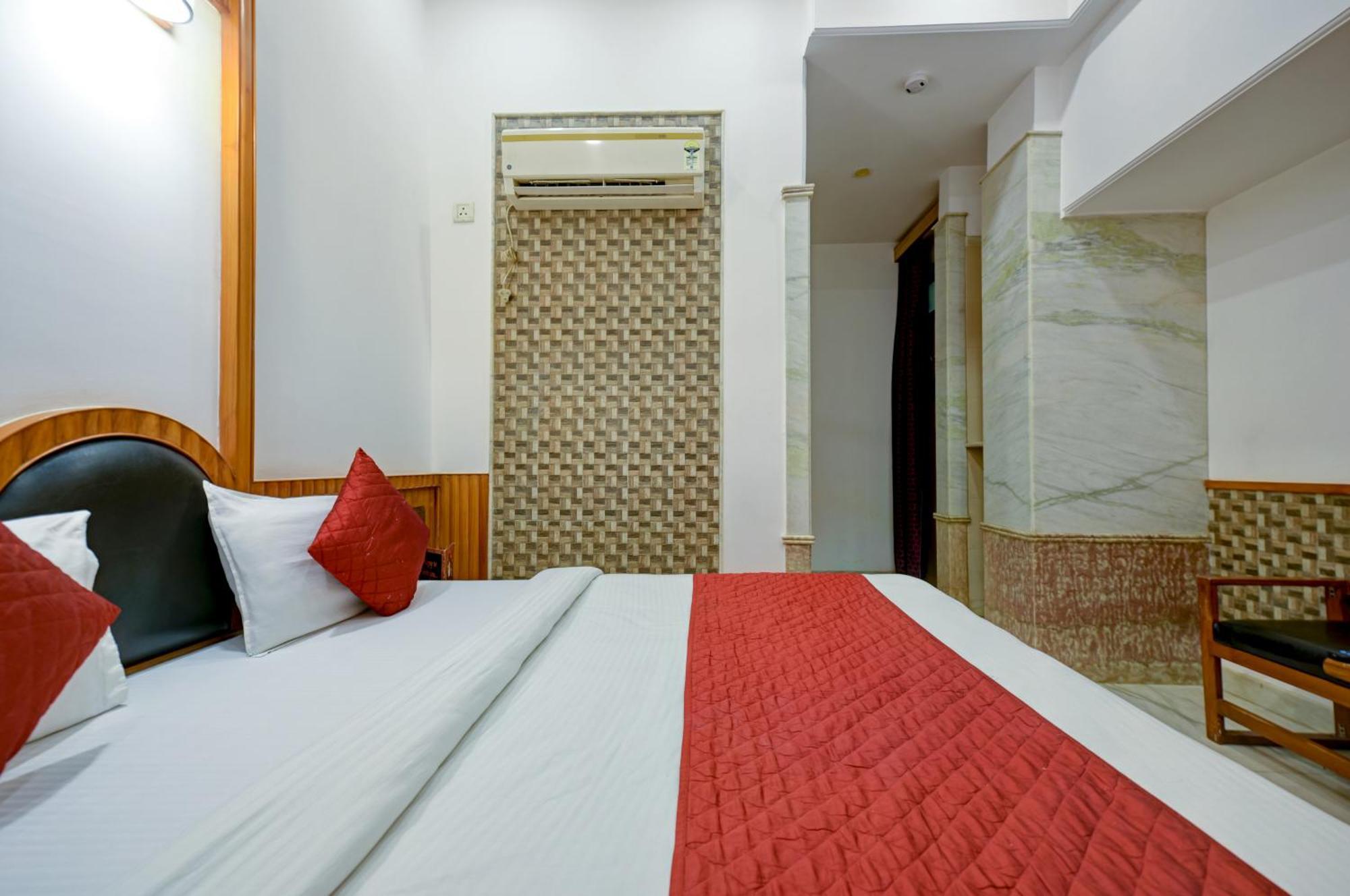 The Natraj Yes Please -New Delhi Hotel Eksteriør billede