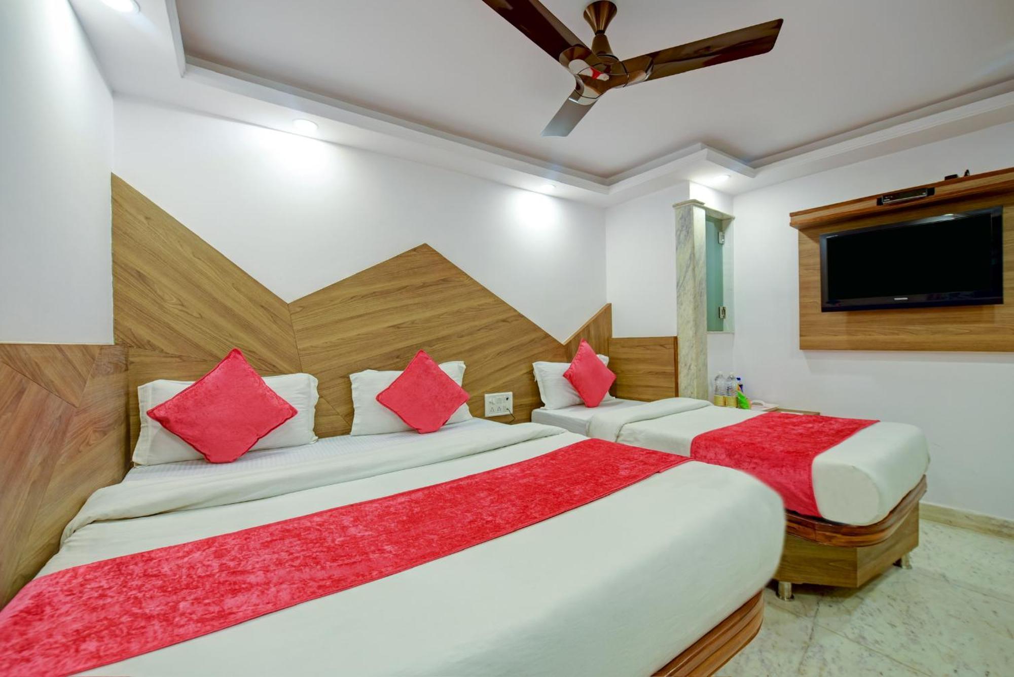 The Natraj Yes Please -New Delhi Hotel Eksteriør billede