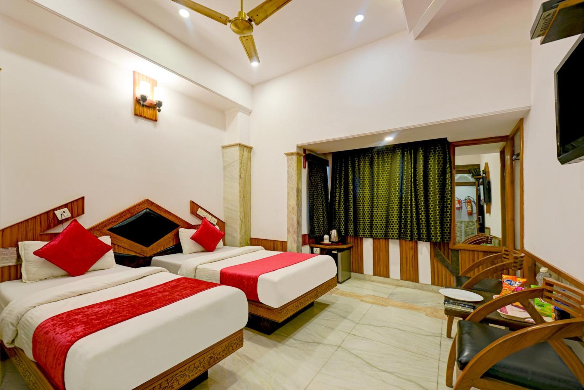 The Natraj Yes Please -New Delhi Hotel Eksteriør billede