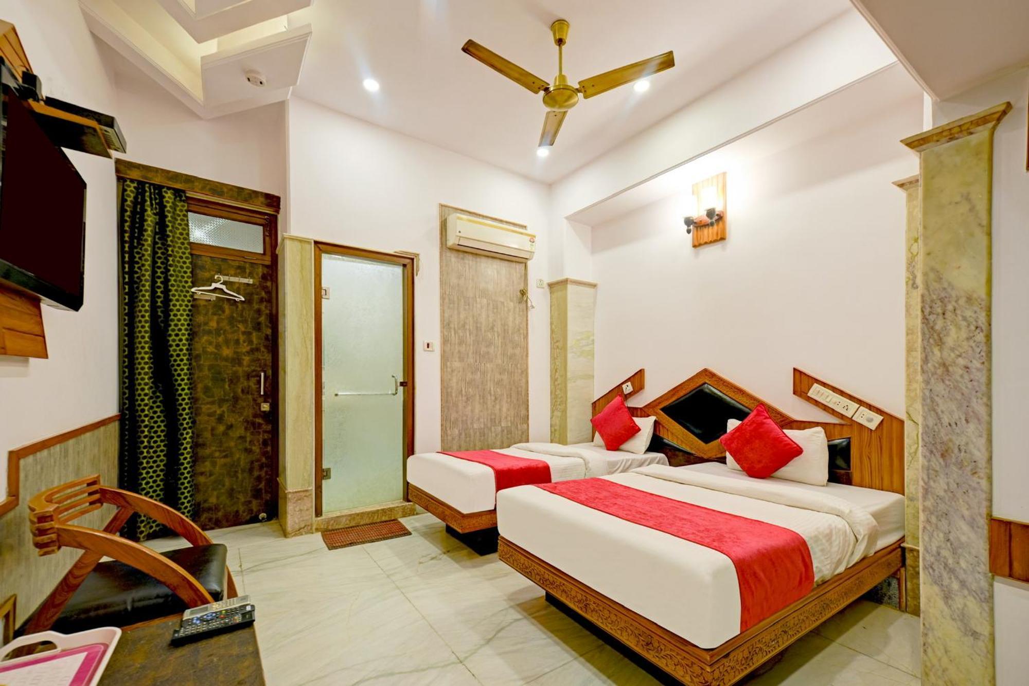 The Natraj Yes Please -New Delhi Hotel Eksteriør billede