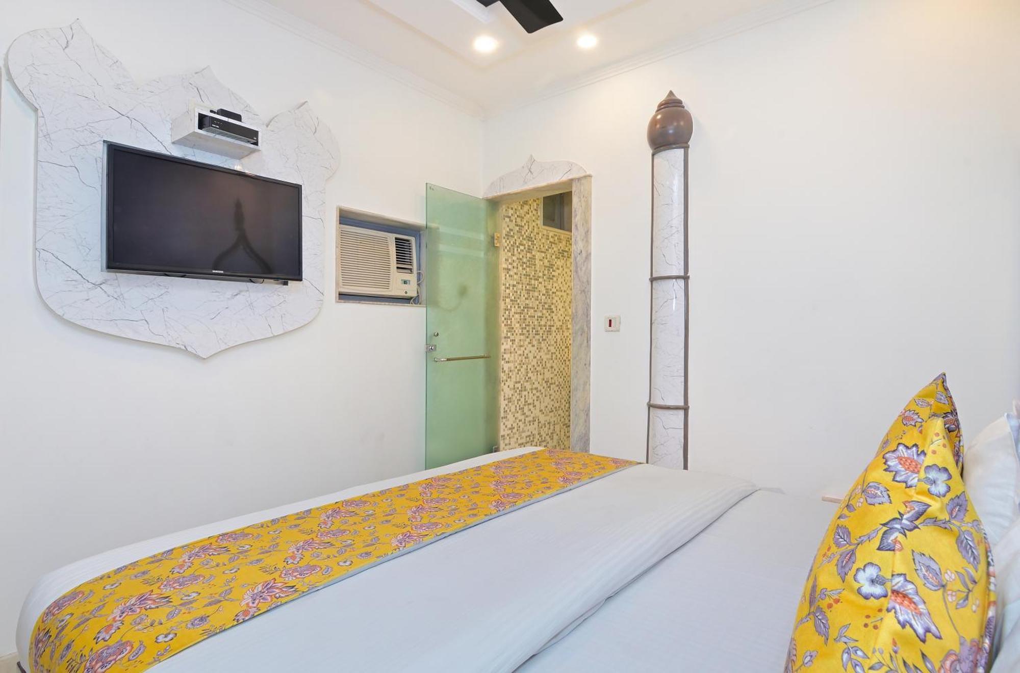 The Natraj Yes Please -New Delhi Hotel Eksteriør billede