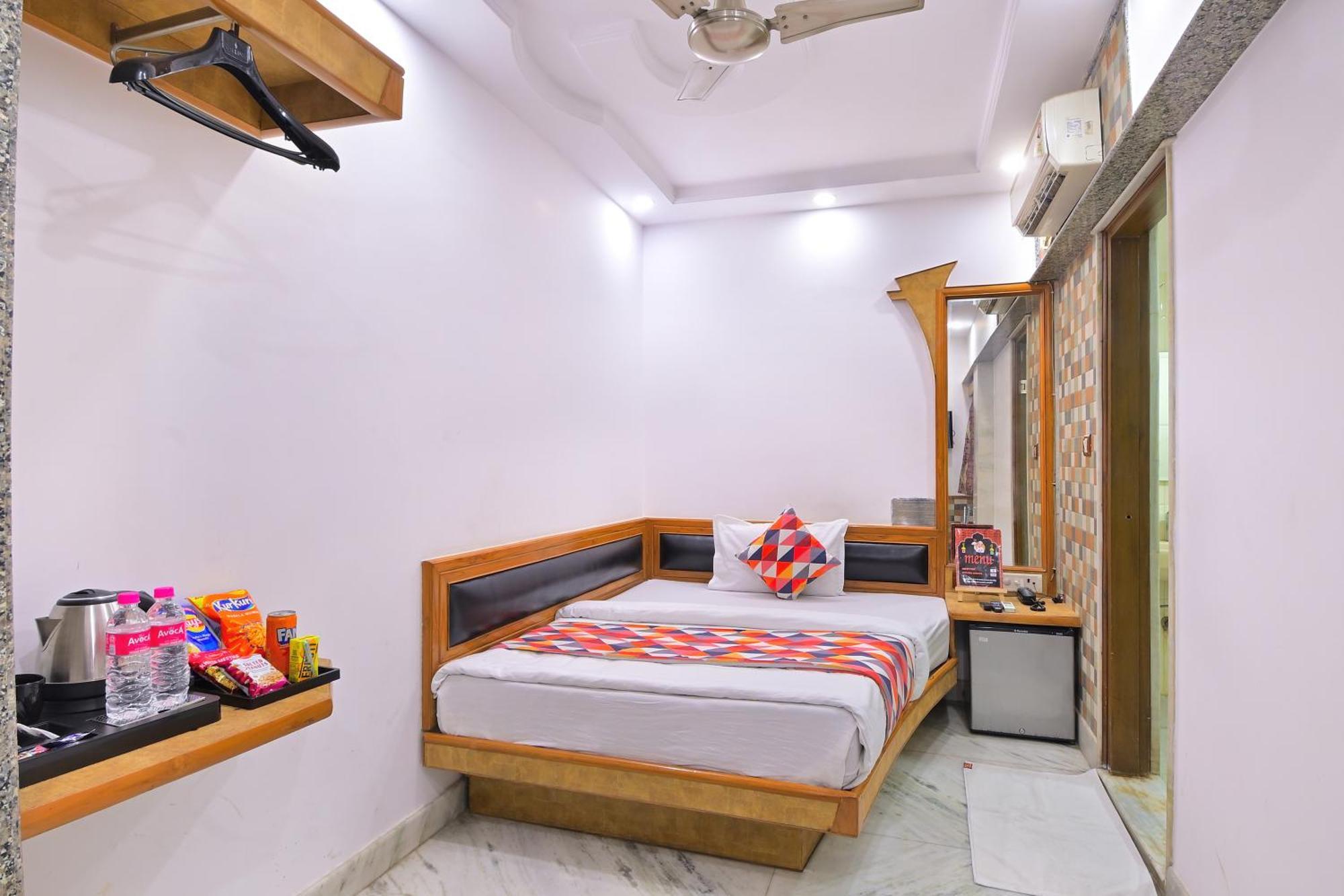 The Natraj Yes Please -New Delhi Hotel Eksteriør billede