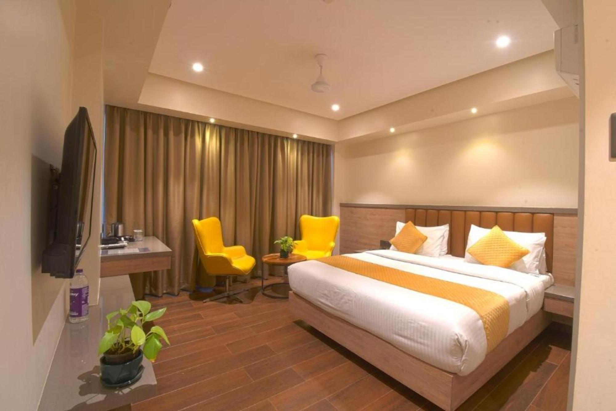 The Natraj Yes Please -New Delhi Hotel Eksteriør billede
