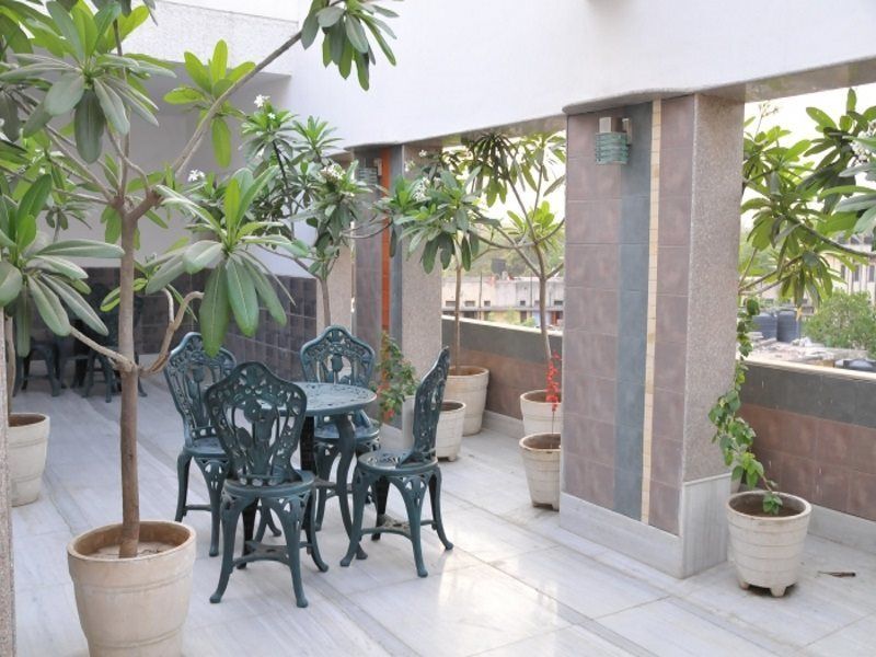 The Natraj Yes Please -New Delhi Hotel Eksteriør billede